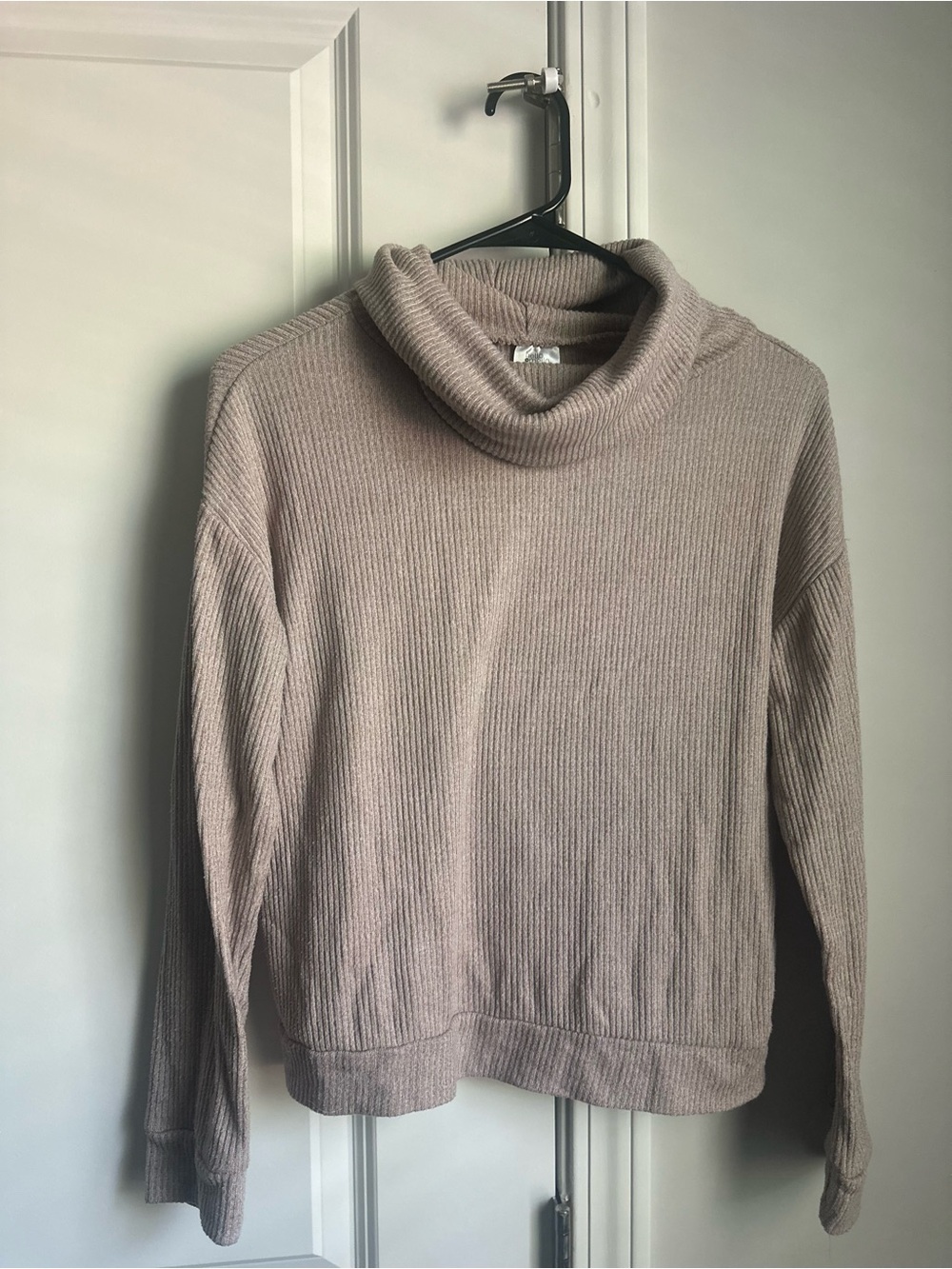 Turtleneck Ribbed Pullover Sweater - mauve pink